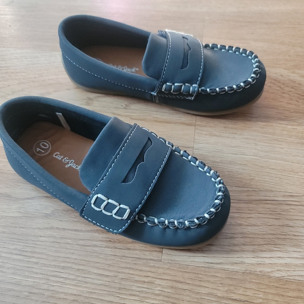 Boys shoes